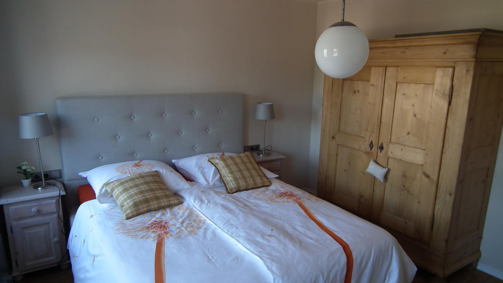 Hotel Cafe Del Maar Schalkenmehren Room photo